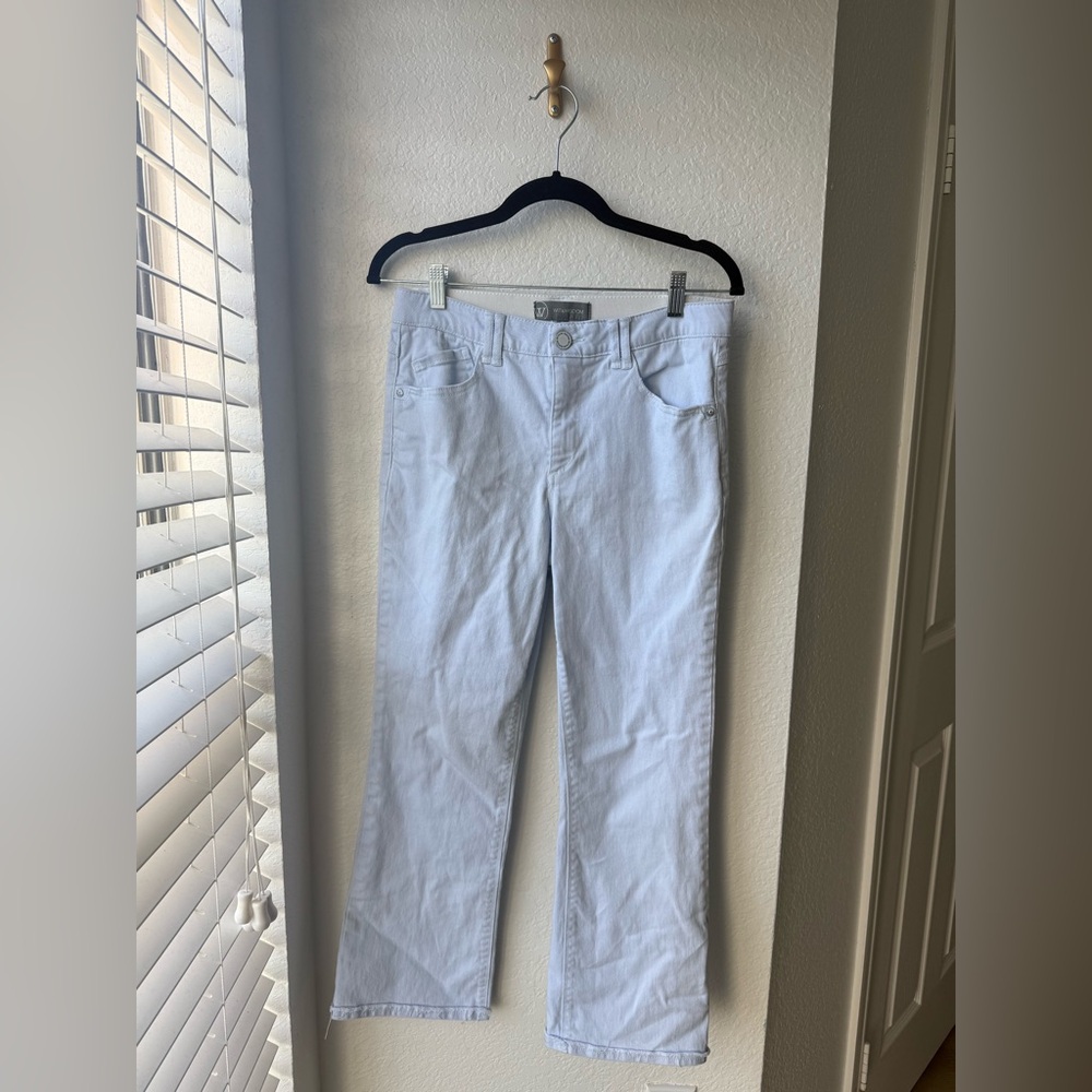 WIT & WISDOM TATUM ‘AB’SOLUTION LIGHT BLUE FRAYED ANKLE FLARE JEANS SIZE 8 NWOT